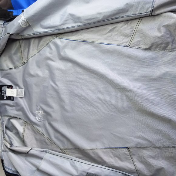 The North Face Blue and Black Ski Jacket - Picture 5 of 16